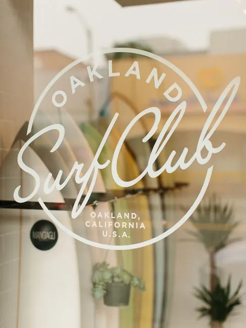 Oakland Surf Club Logo Mockup, minimal, photographic, light