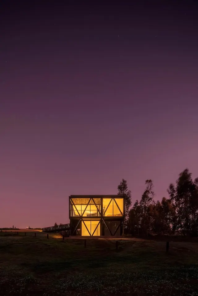 Modernist Pavilion at Dusk, minimal, geometric, dark