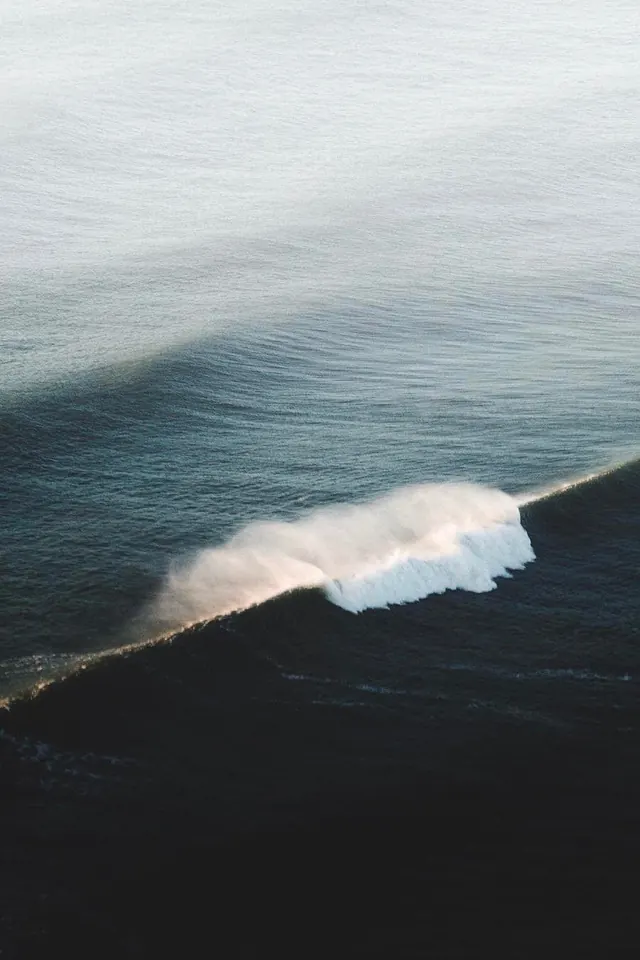 Ocean Wave Photograph, minimal, photographic, dark
