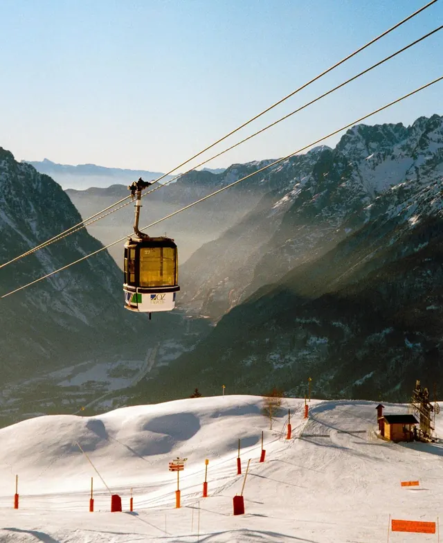 Mountain Cable Car Landscape, photographic, organic, light