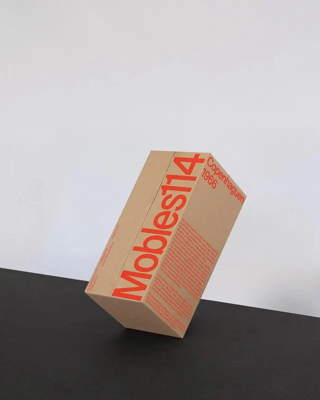 Mobiles14 Packaging Mockup, minimal, boxed, warm
