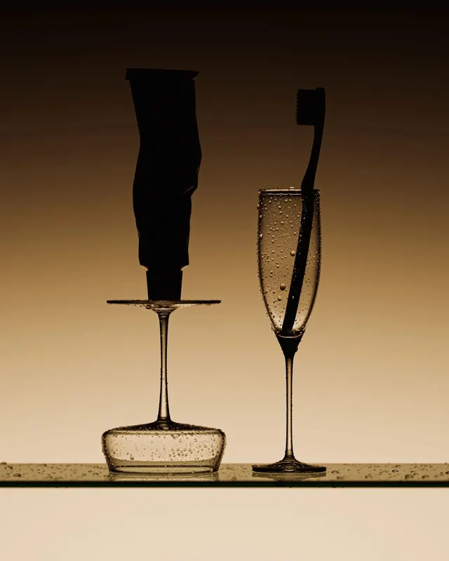 Champagne Flute and Glass Silhouette, minimal, luxury, dark
