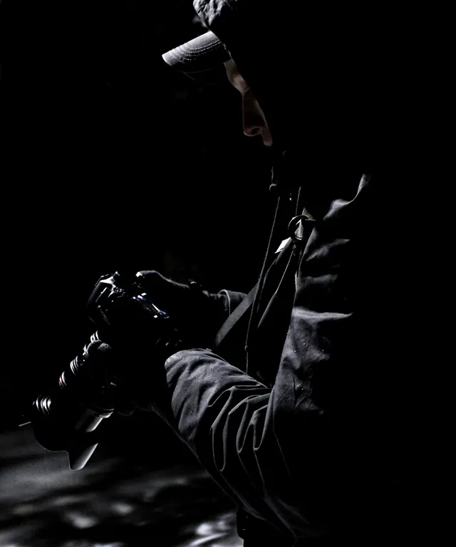 Low-Light Portrait, dark-mode, monochrome, dark