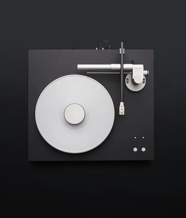 Turntable Hardware Mockup, minimal, technical, dark