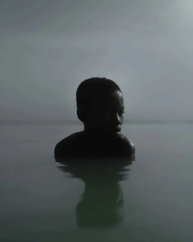 Submerged Portrait, minimal, photographic, monochrome