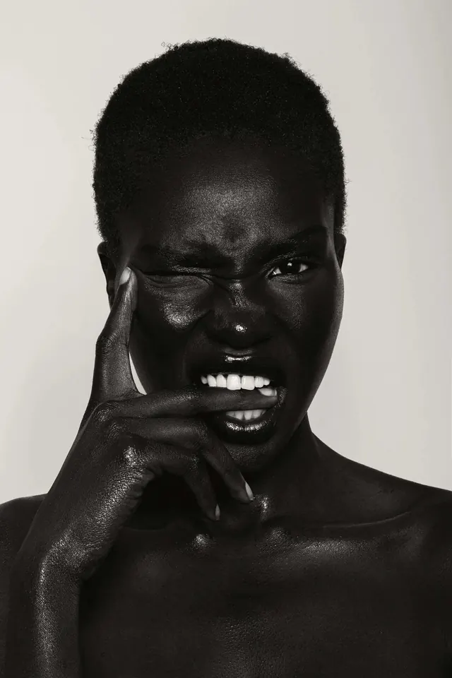 Monochrome Portrait of a Smiling Person, monochrome, photographic, monochrome