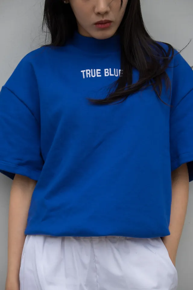 Blue Blue T-shirt Mockup, minimal, photographic, vibrant