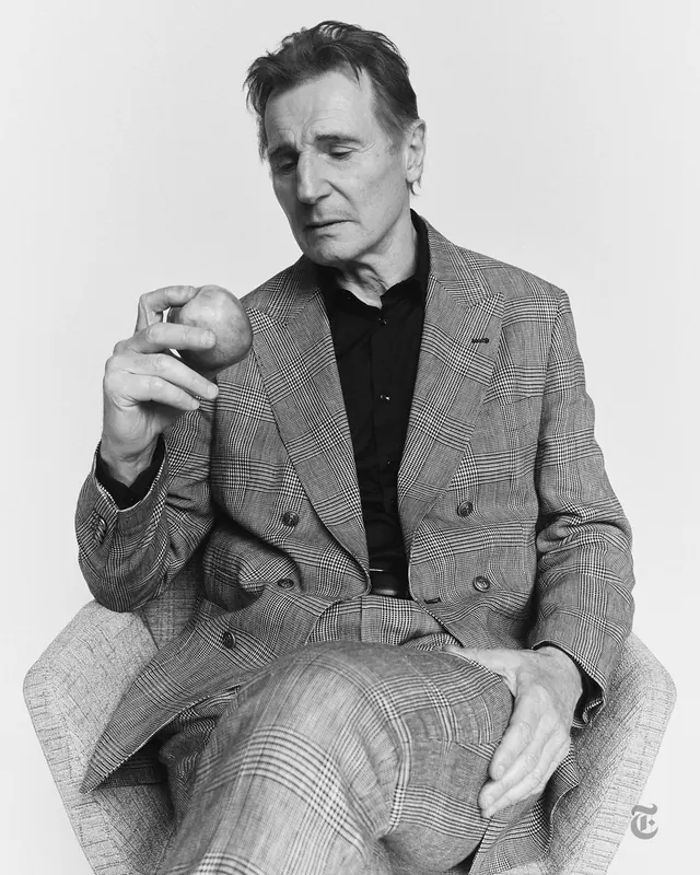 Black and White Portrait of a Man in a Suit, monochrome, photographic, monochrome