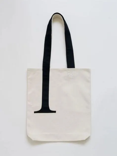 Minimalist Tote Bag Mockup, minimal, flat, monochrome