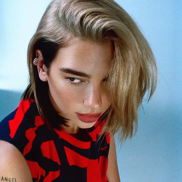 Fashion Editorial Portrait, editorial, luxury, vibrant