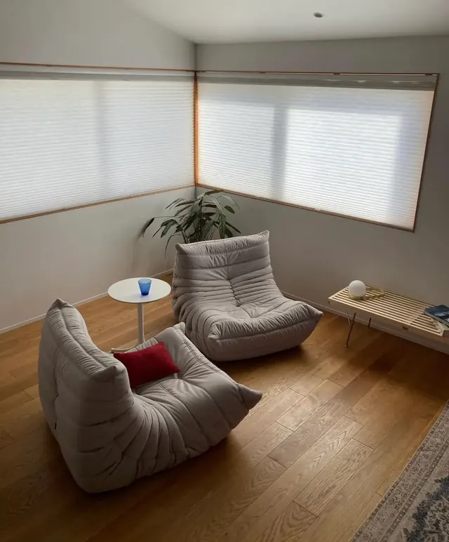 Modern Living Room Interior, minimal, photographic, light