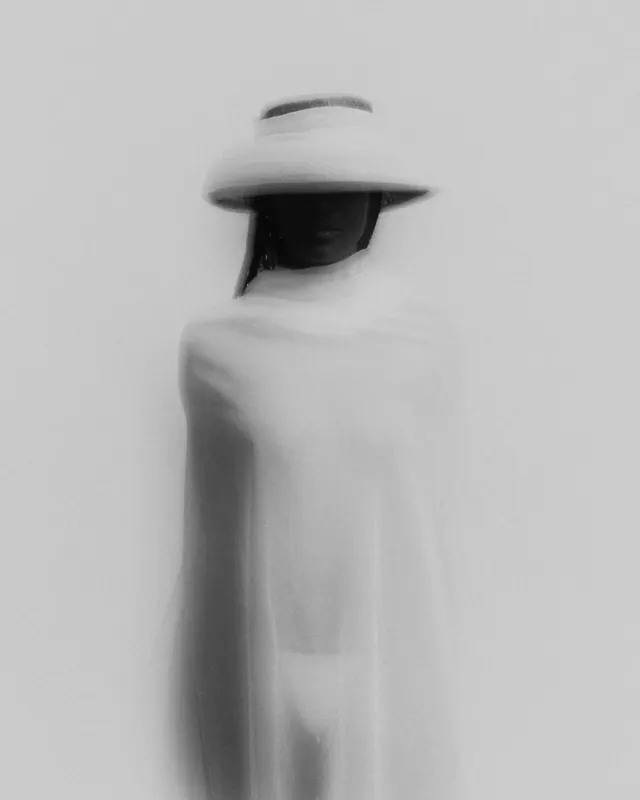 Monochrome Portrait with Motion Blur, minimal, monochrome, monochrome