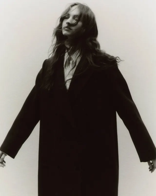 Monochrome Portrait of a Woman in a Coat, monochrome, photographic, monochrome