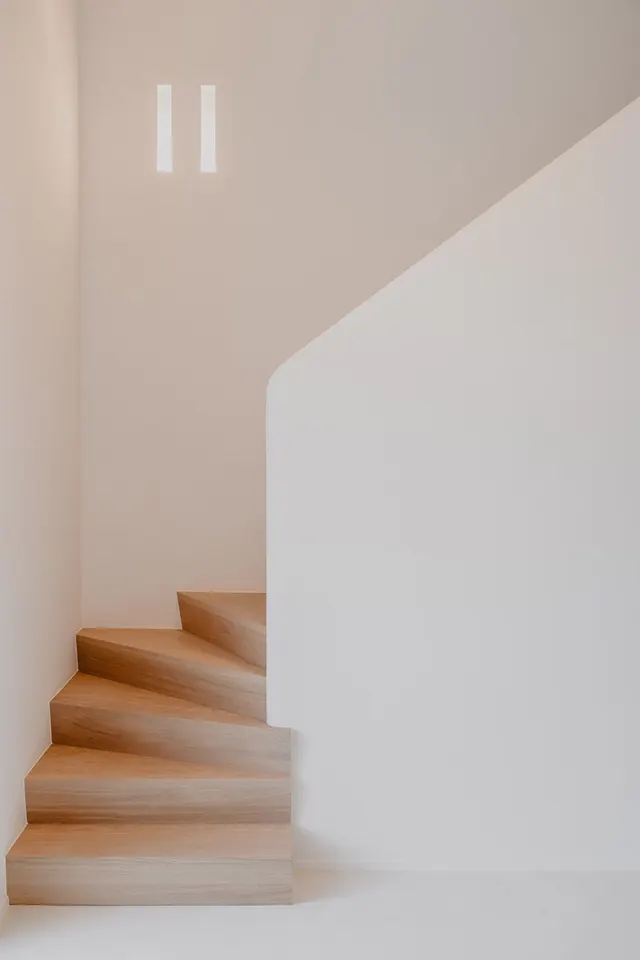 Minimalist Architectural Interior, minimal, light-mode, light