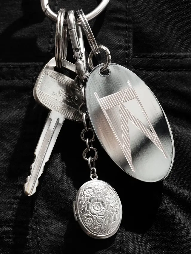Keyring and Pendant Close-up, monochrome, technical, monochrome