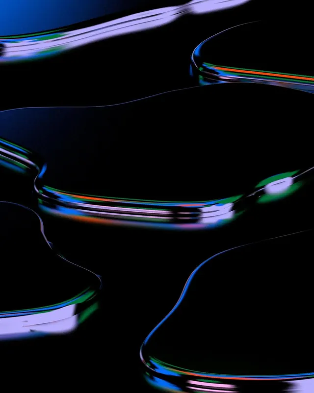 Iridescent Fluid Shapes, 3d-render, gradient-heavy, dark