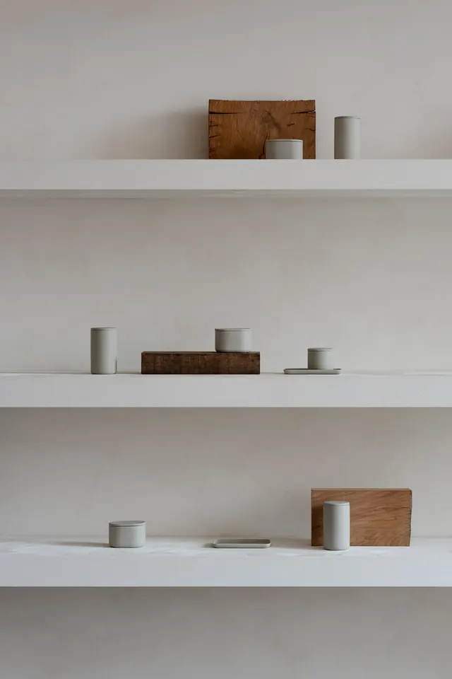 Minimalist Product Display, minimal, light-mode, light