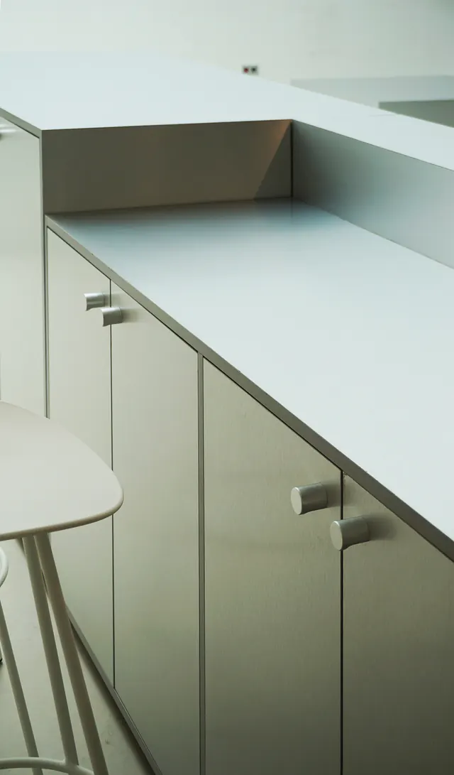 Minimalist Kitchen Cabinetry, minimal, corporate-clean, light
