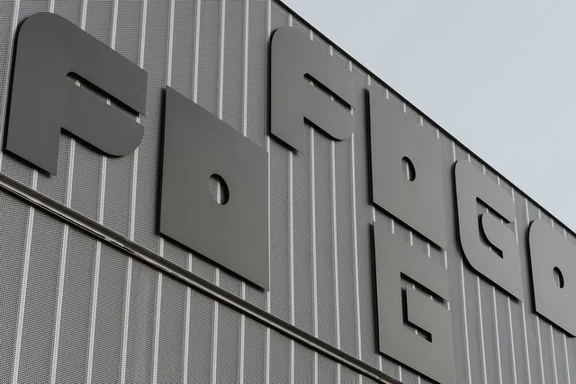 3D Architectural Lettering, minimal, geometric, monochrome