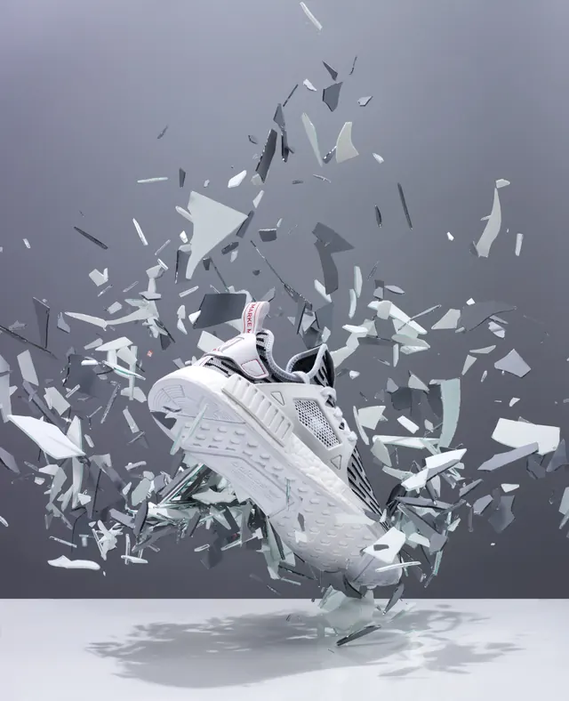 Exploding Paper Sculpture, abstract, minimal, light