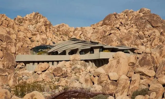 Desert rock house, minimal, organic, earthy