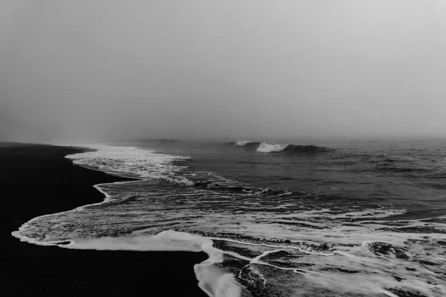 Monochrome Ocean Wave, minimal, monochrome, monochrome