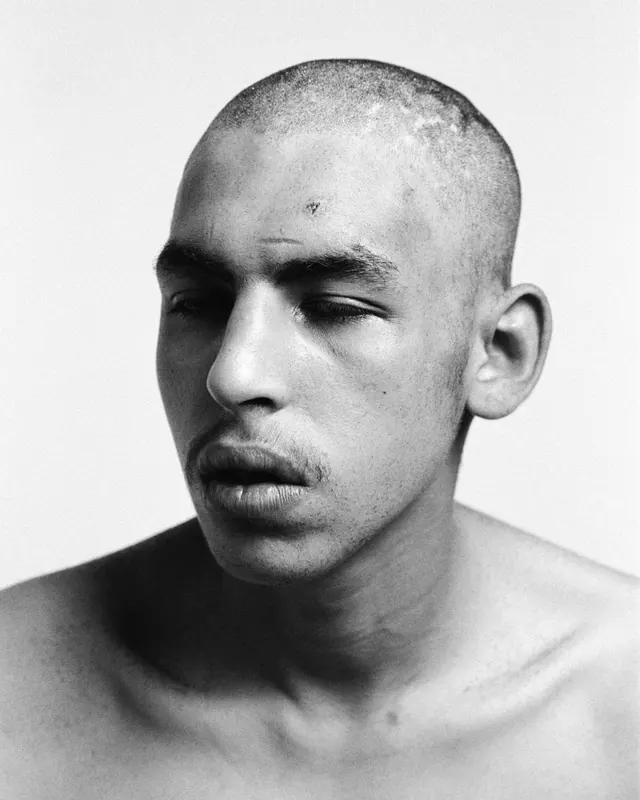 Black and White Portrait, minimal, monochrome, monochrome