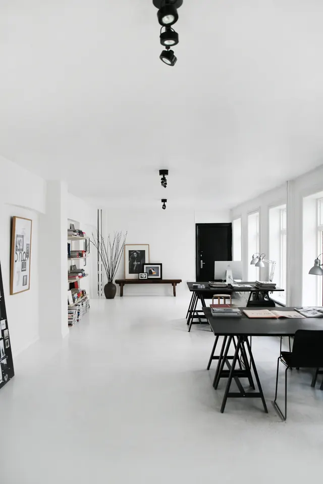 Minimalist Office Interior, minimal, light-mode, light