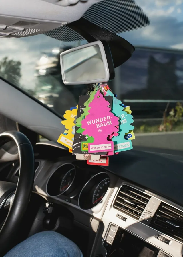Wunderbaum layered tree air freshener packaging, playful, illustrated, vibrant
