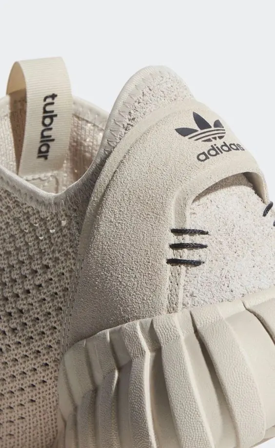 Sneaker Product Close-up, minimal, photographic, monochrome