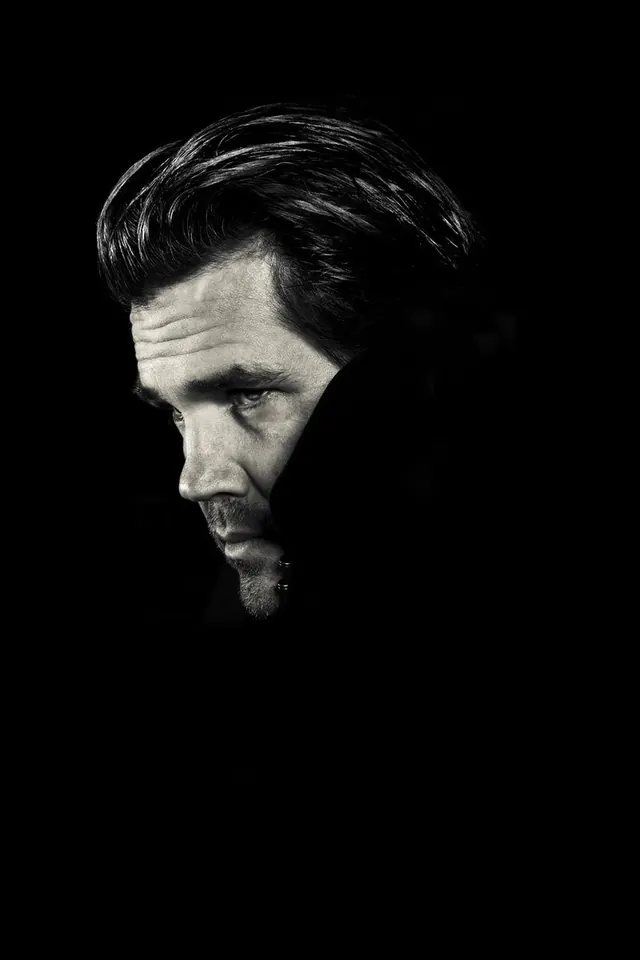 Monochrome Portrait Study, monochrome, minimal, monochrome