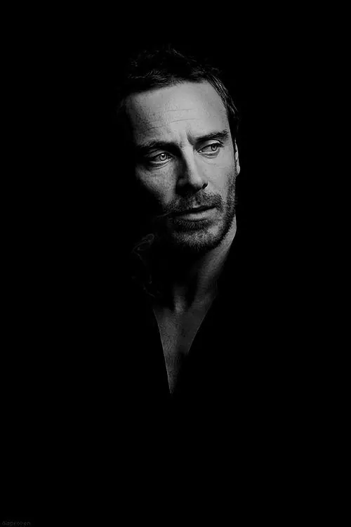 Monochrome Portrait, monochrome, minimal, monochrome