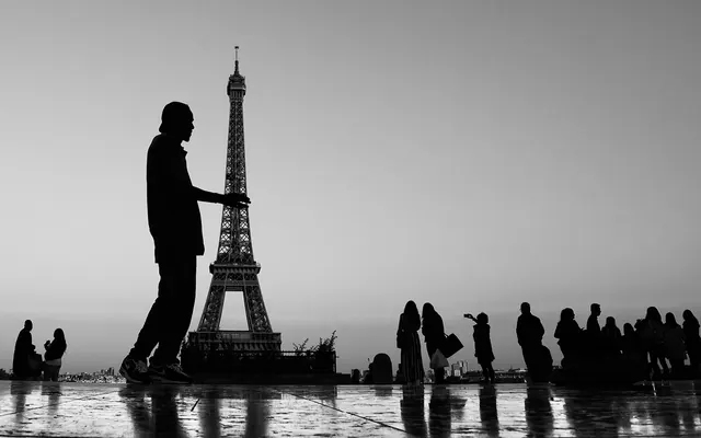 Paris Silhouette Composition, monochrome, minimal, monochrome