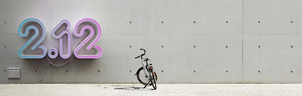 mQ50Fm4, graphic, editorial, light