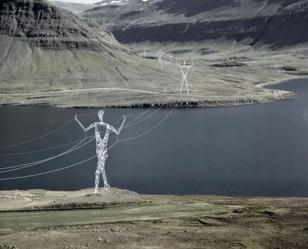Wireframe Humanoid in Landscape, minimal, technical, monochrome