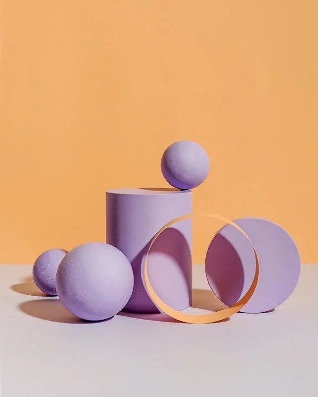 Minimalist 3D geometric composition with warm pastels, 3d-render, minimal, pastel