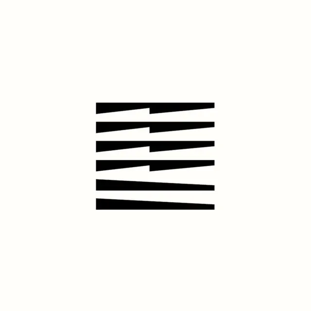 Tapered Black Bar Geometric Mark, minimal, geometric, monochrome