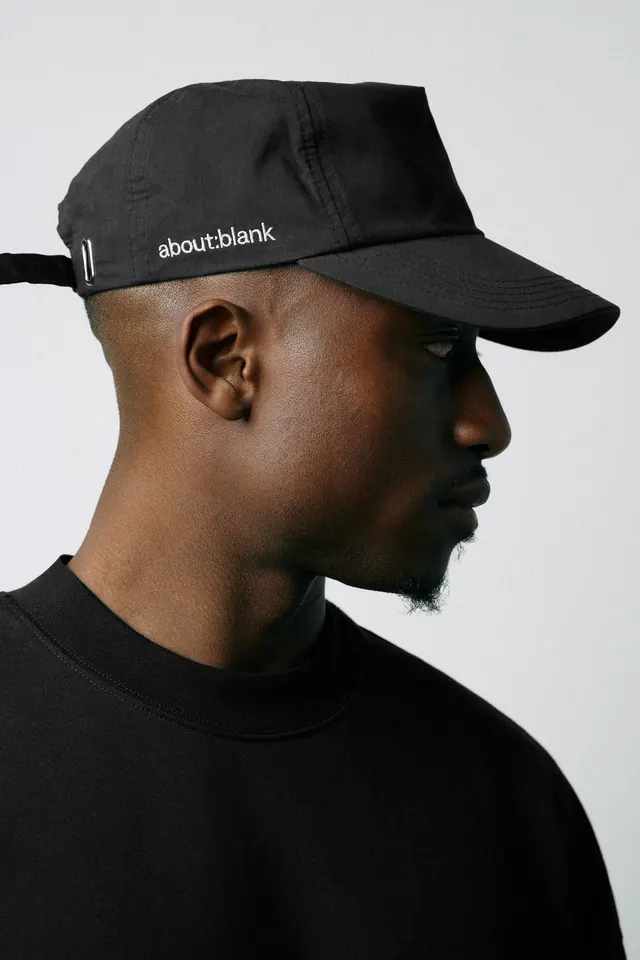 about:blank | core lookbook, minimal, photographic, dark