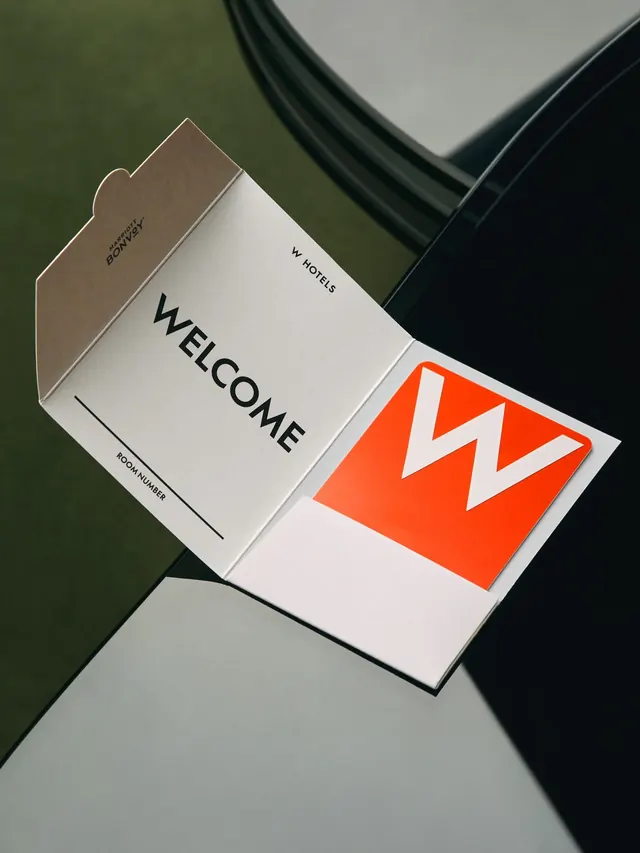 Minimal editorial mockup, minimal, editorial, light