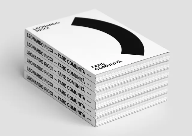 Leonardo Vinci Book Mockup