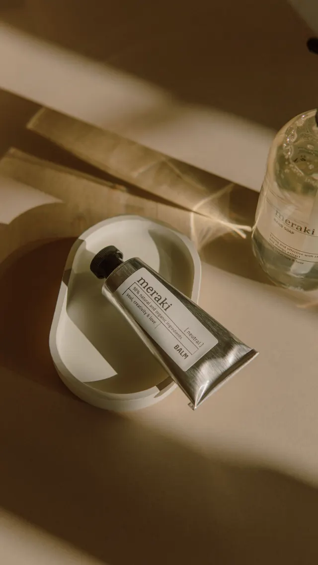 Shadow Product Photography for Meraki Organic Skincare, by Fleur Aria, luxury, organic, earthy