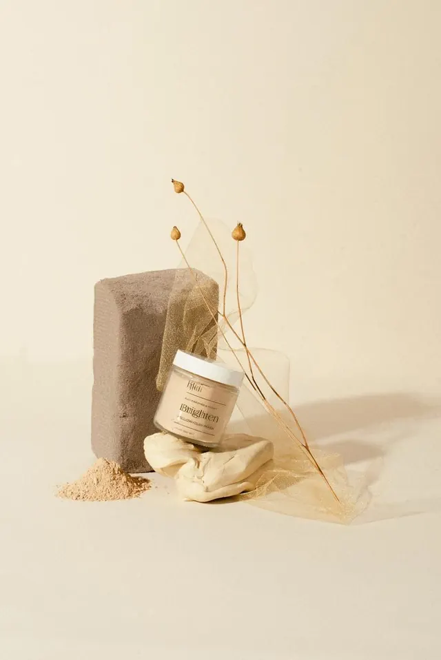 Minimal luxury photograph, minimal, luxury, light
