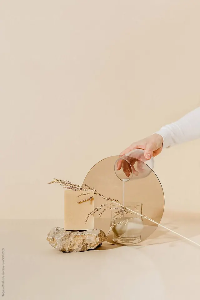 Minimal editorial photograph, minimal, editorial, light
