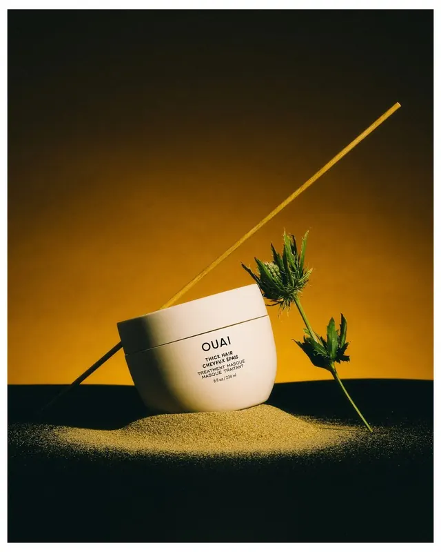 Minimal luxury packaging, minimal, luxury, dark