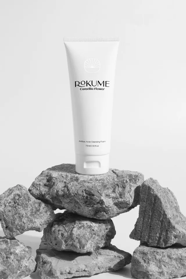 Minimal luxury mockup, minimal, luxury, light