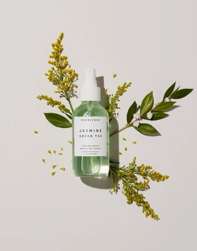 Minimal editorial packaging, minimal, editorial, light