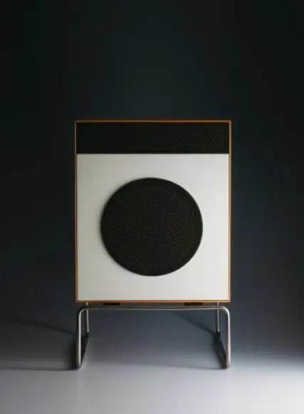 Minimalist Speaker Mockup