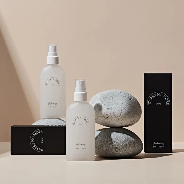 Minimal luxury mockup, minimal, luxury, light