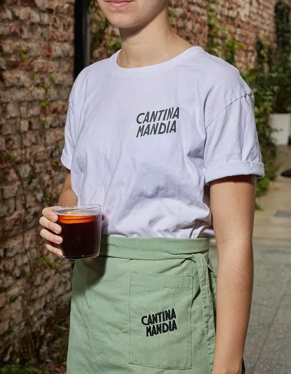 Cantina Mandia, photographic, minimal, light