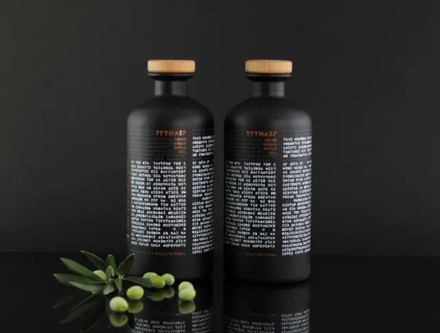 Minimal luxury mockup, minimal, luxury, dark